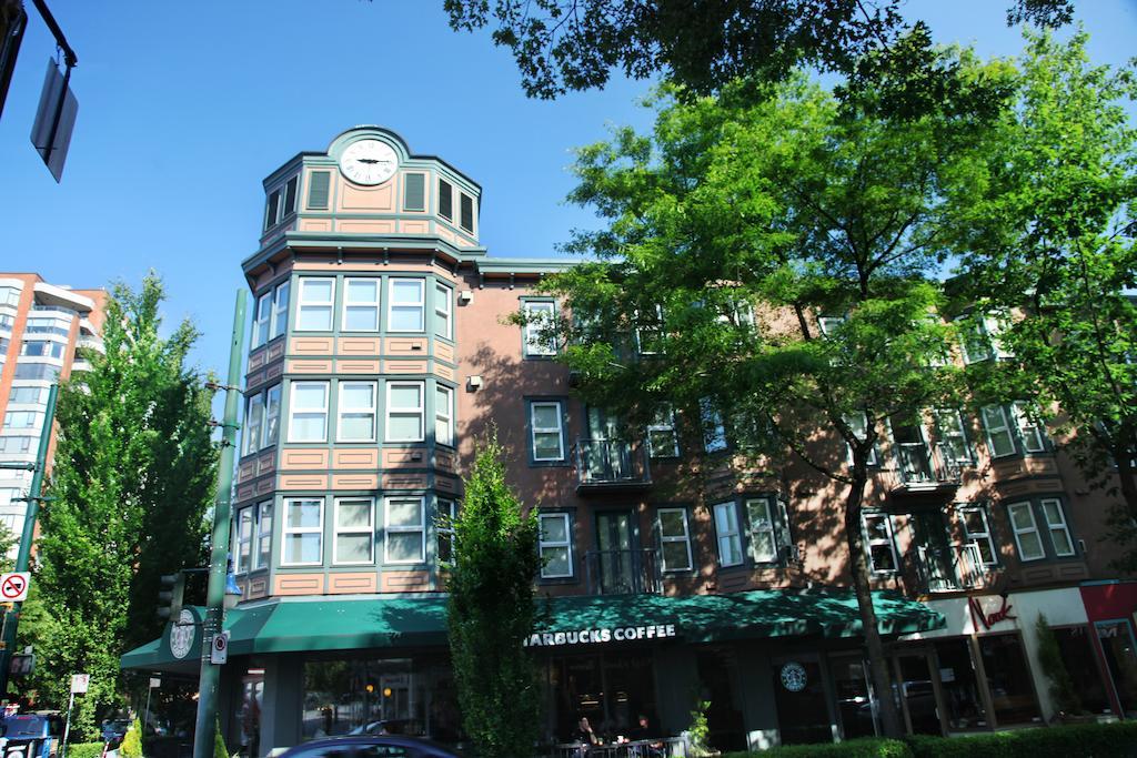 Times Square Suites Hotel Ванкувър Екстериор снимка